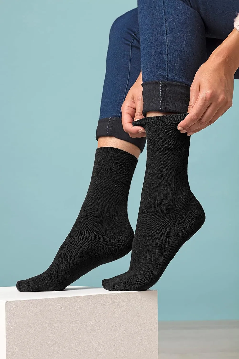 6 Pack of Ladies Diabetic Socks -5-9 us