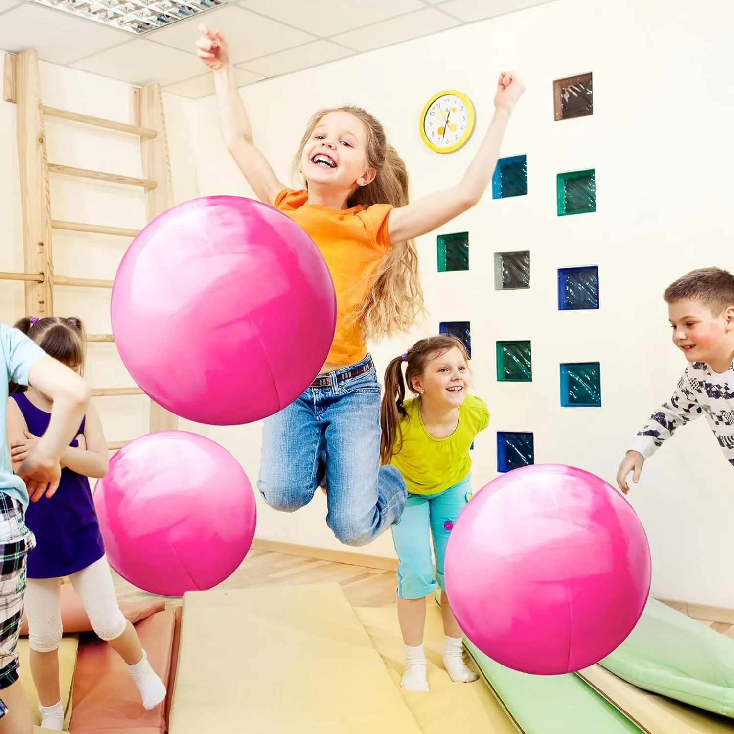 Chumia 18 Inch Fun Bouncy Balls 5 Pcs Rubber Inflatable Beach Ball Bouncing Sensory Playballs with Hand Air Pump for Park Backyard Beach Indoor Outdoor Party Favors