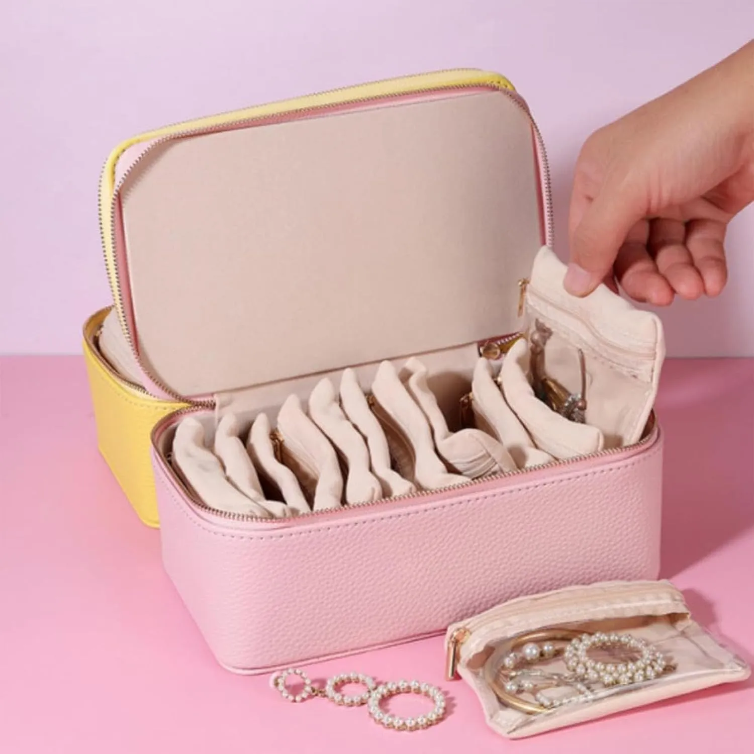 Circulate Jewelry Box with Pouches, Circulatne Jewelry Box, Portable PU Leather Travel Jewelry Boxes with Small Pouches, Rings, Earrings, Necklaces Keeper with 12 Velvet Pouches