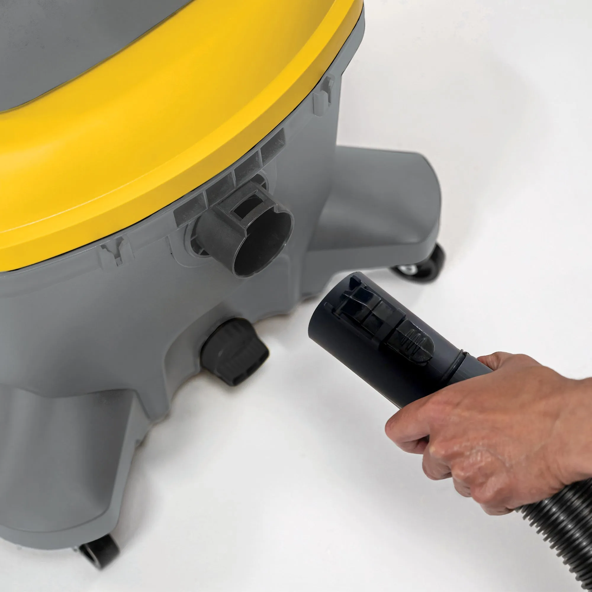 Contractor 16 Gallon 6.5 PHP Wet Dry Shop Vacuum WD-16 C4