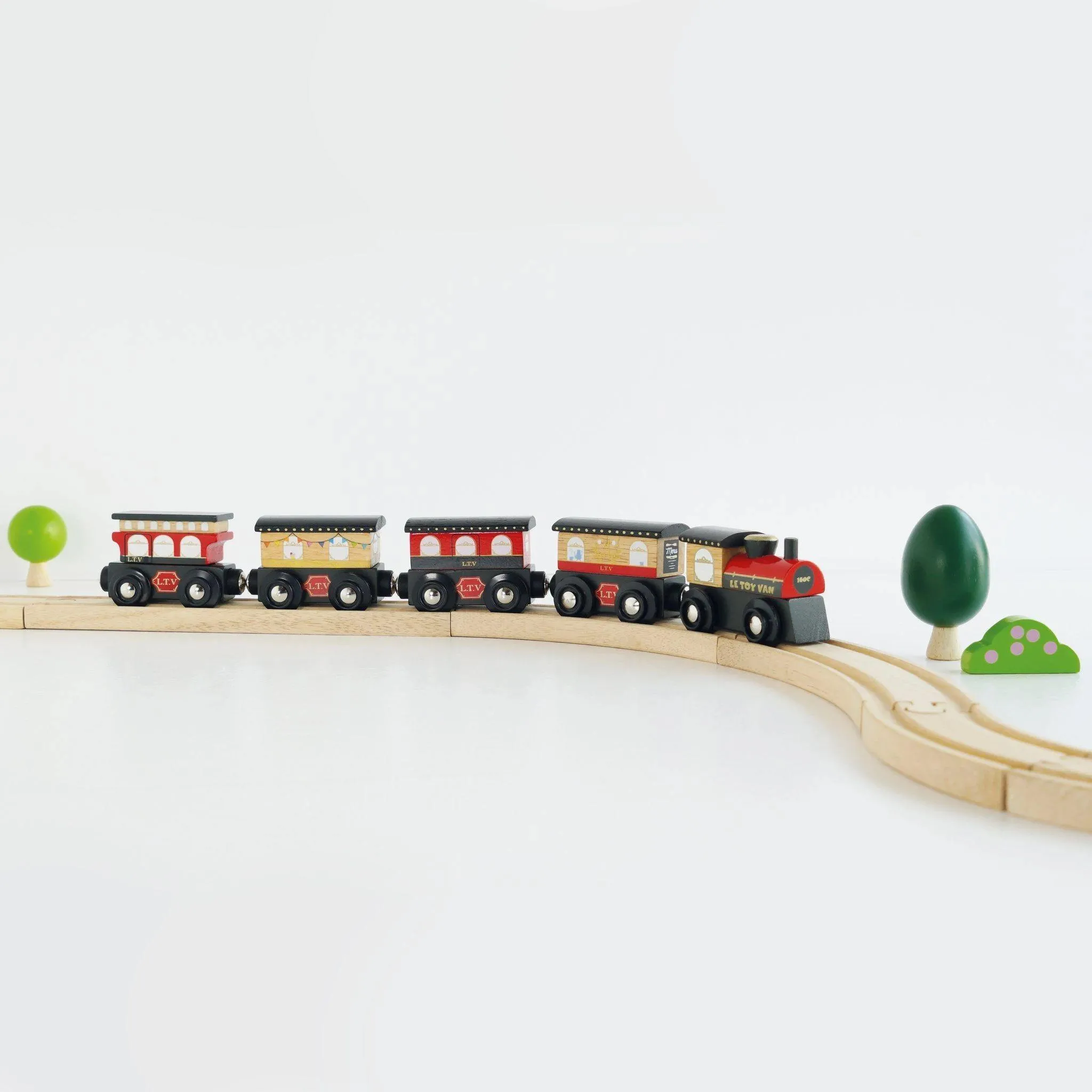 Le Toy Van Royal Express Train - Red