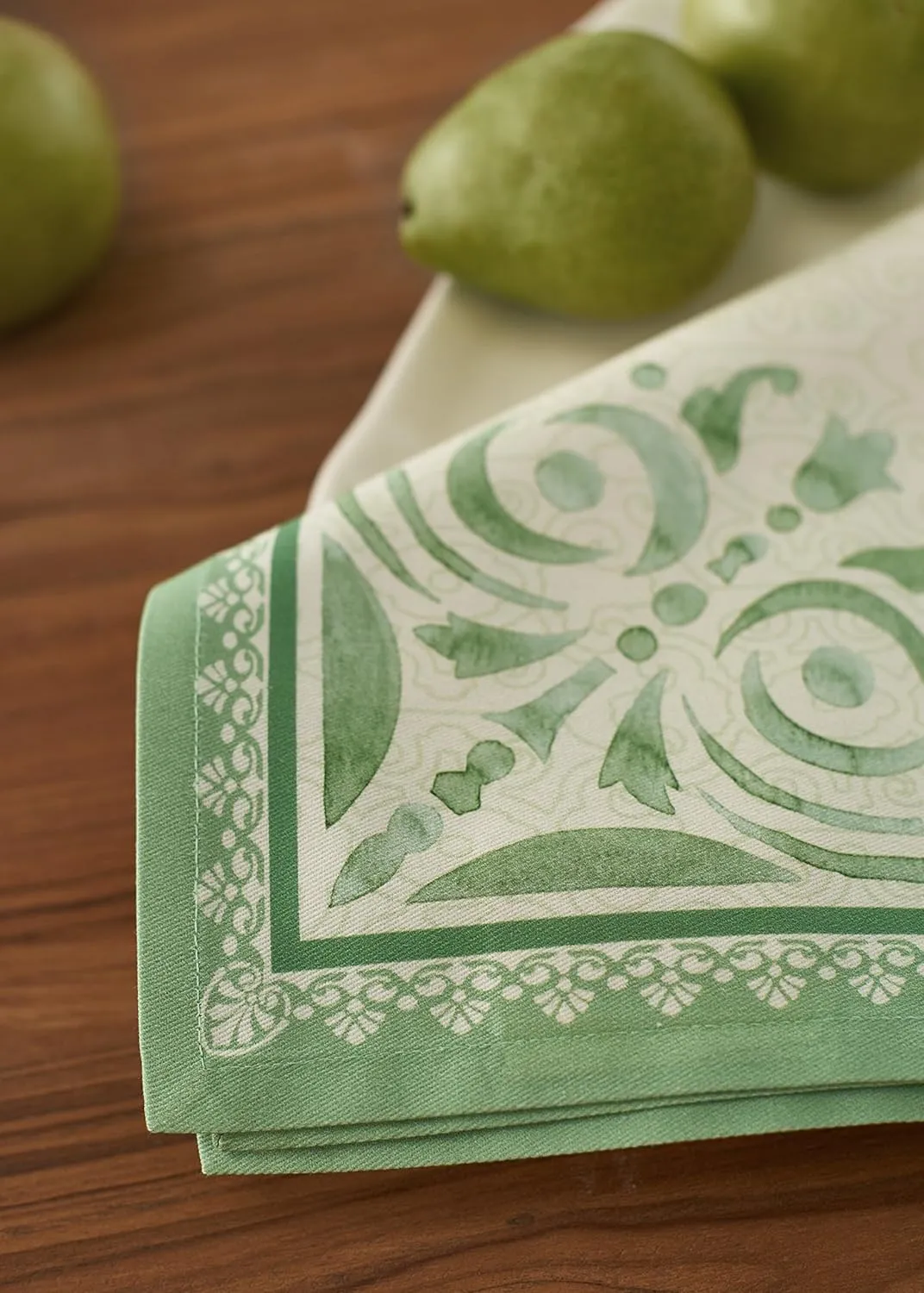 Maison d'Hermine Cloth Napkins Set of 4 100% Cotton Everyday Reusable Square Napkins Cloth Washable, Dinner, Party, Wedding, Restaurant, Spring/Summer (Jardin Du Roy, 20" x 20")