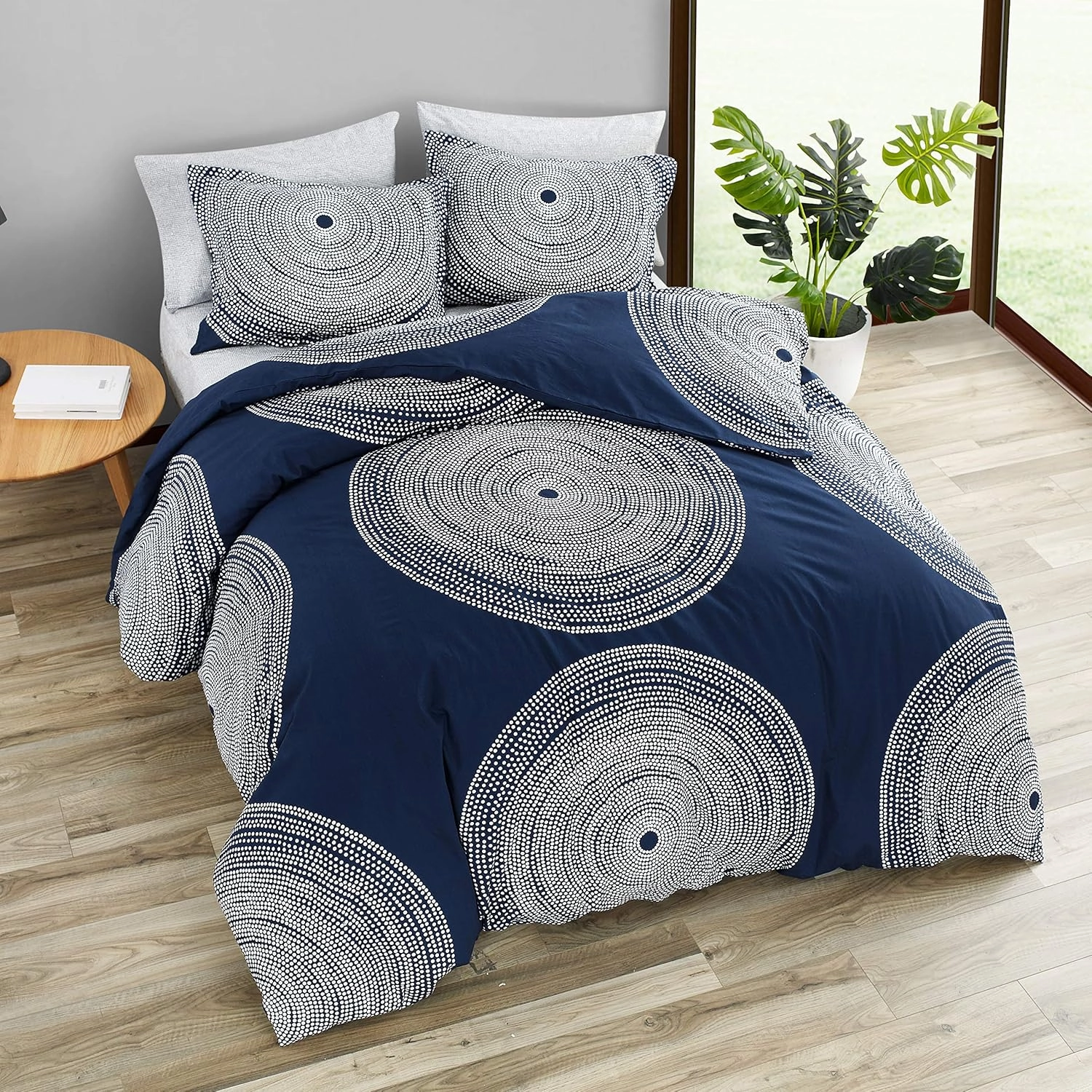 MARIMEKKO Duvet Cover Set Smooth Cotton Percale Bedding with Matching Sham, Lightweight Home Decor,3 Pieces, Queen, Fokus Navy