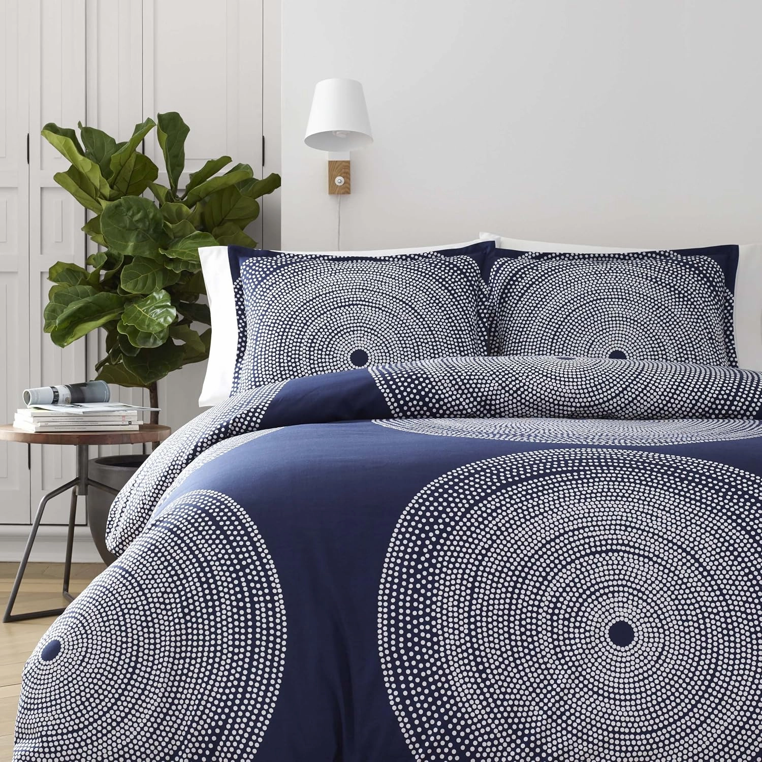 MARIMEKKO Duvet Cover Set Smooth Cotton Percale Bedding with Matching Sham, Lightweight Home Decor,3 Pieces, Queen, Fokus Navy