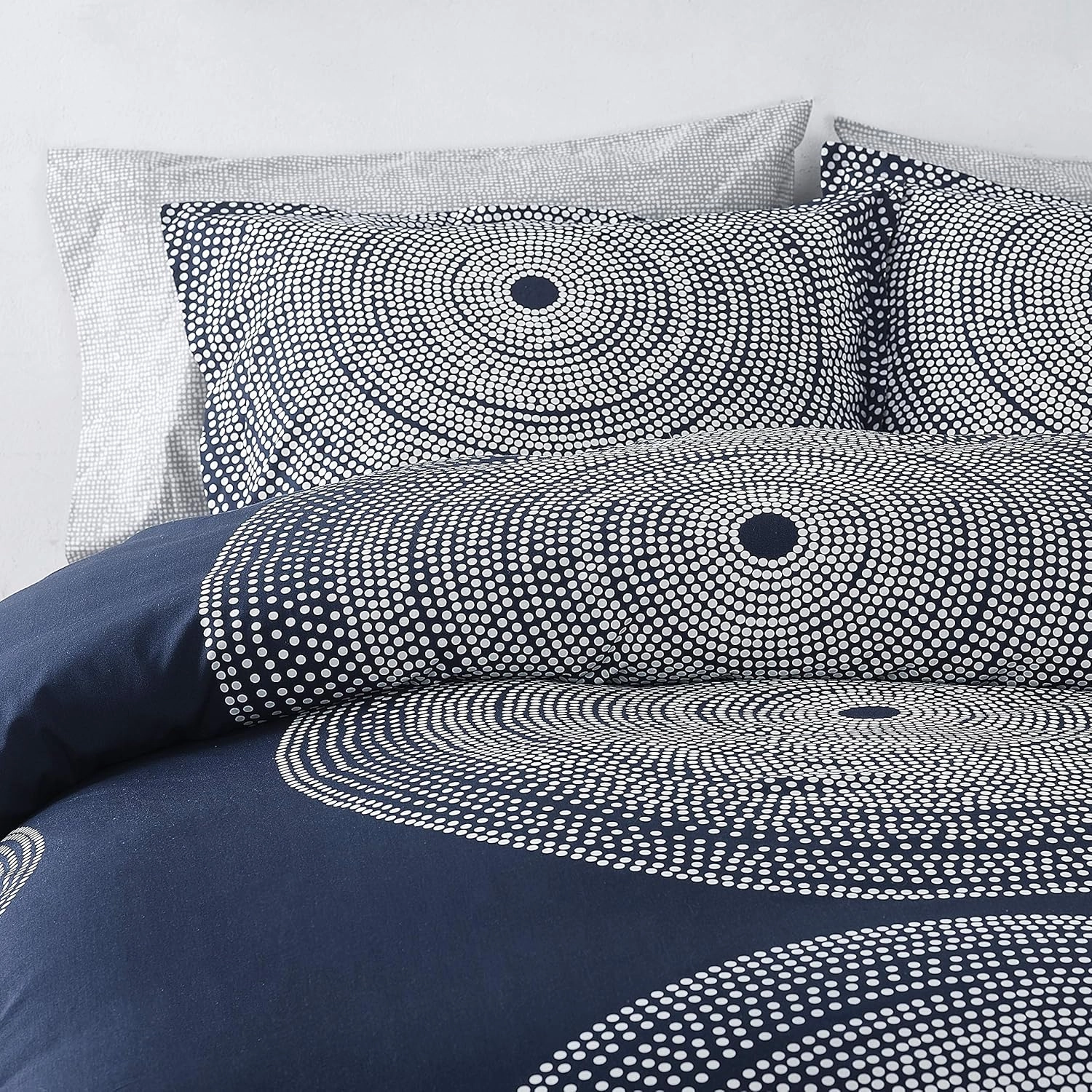 MARIMEKKO Duvet Cover Set Smooth Cotton Percale Bedding with Matching Sham, Lightweight Home Decor,3 Pieces, Queen, Fokus Navy