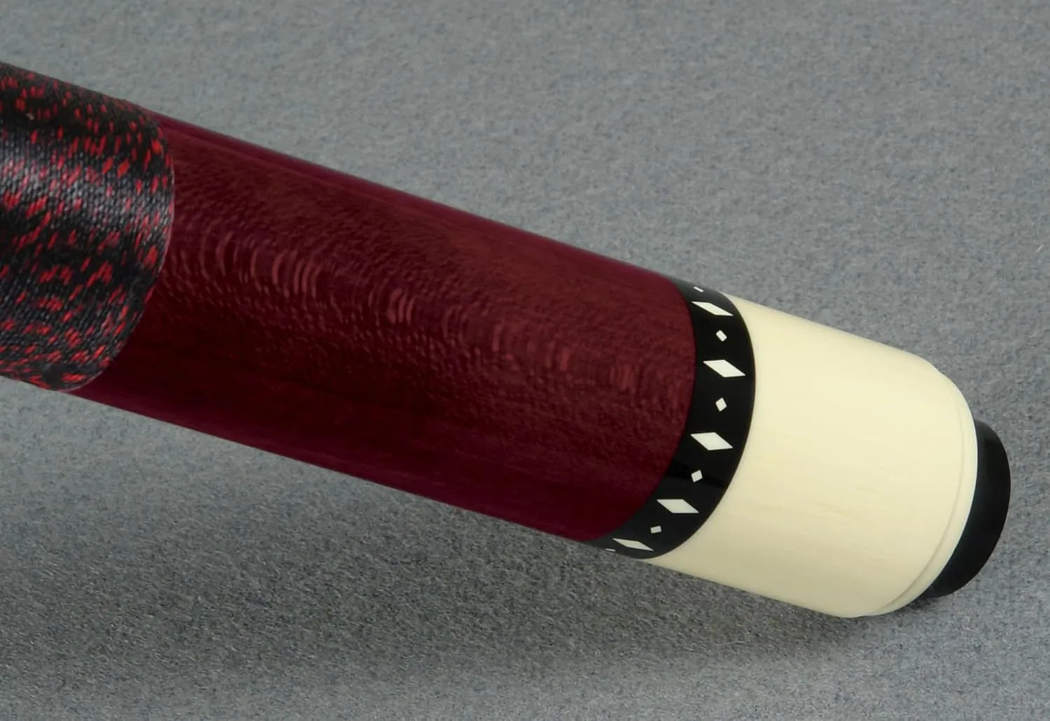 McDermott Lucky L6 Pool Billiard Cue with 1x1 Soft Case