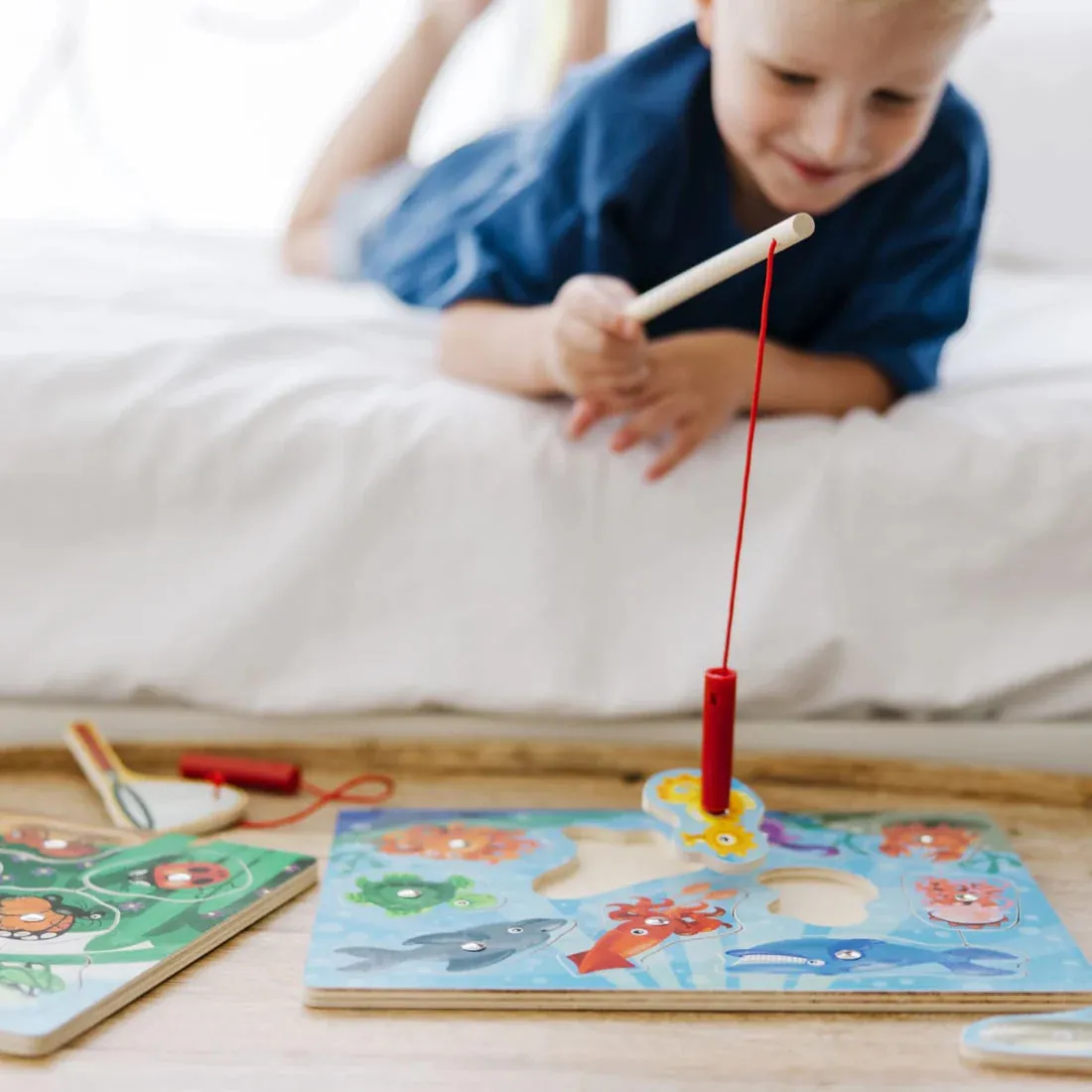 Melissa & Doug Magnetic Fishing Game
