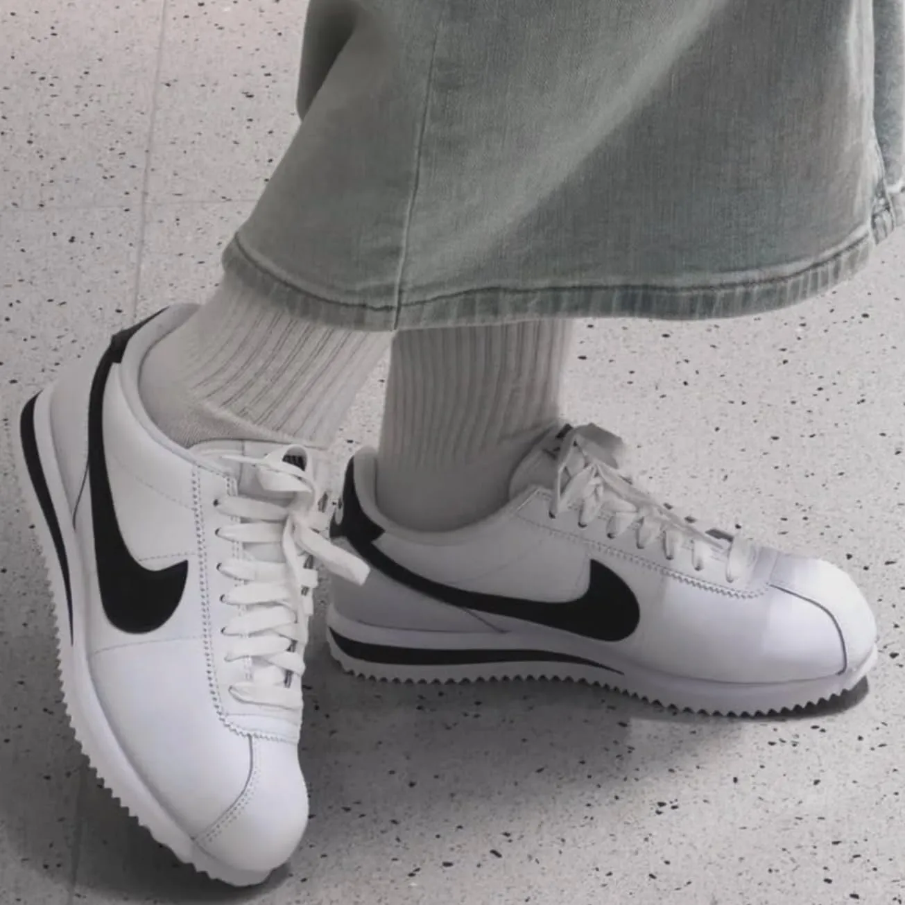 Nike Cortez Big Kids' Shoes (White/Black)