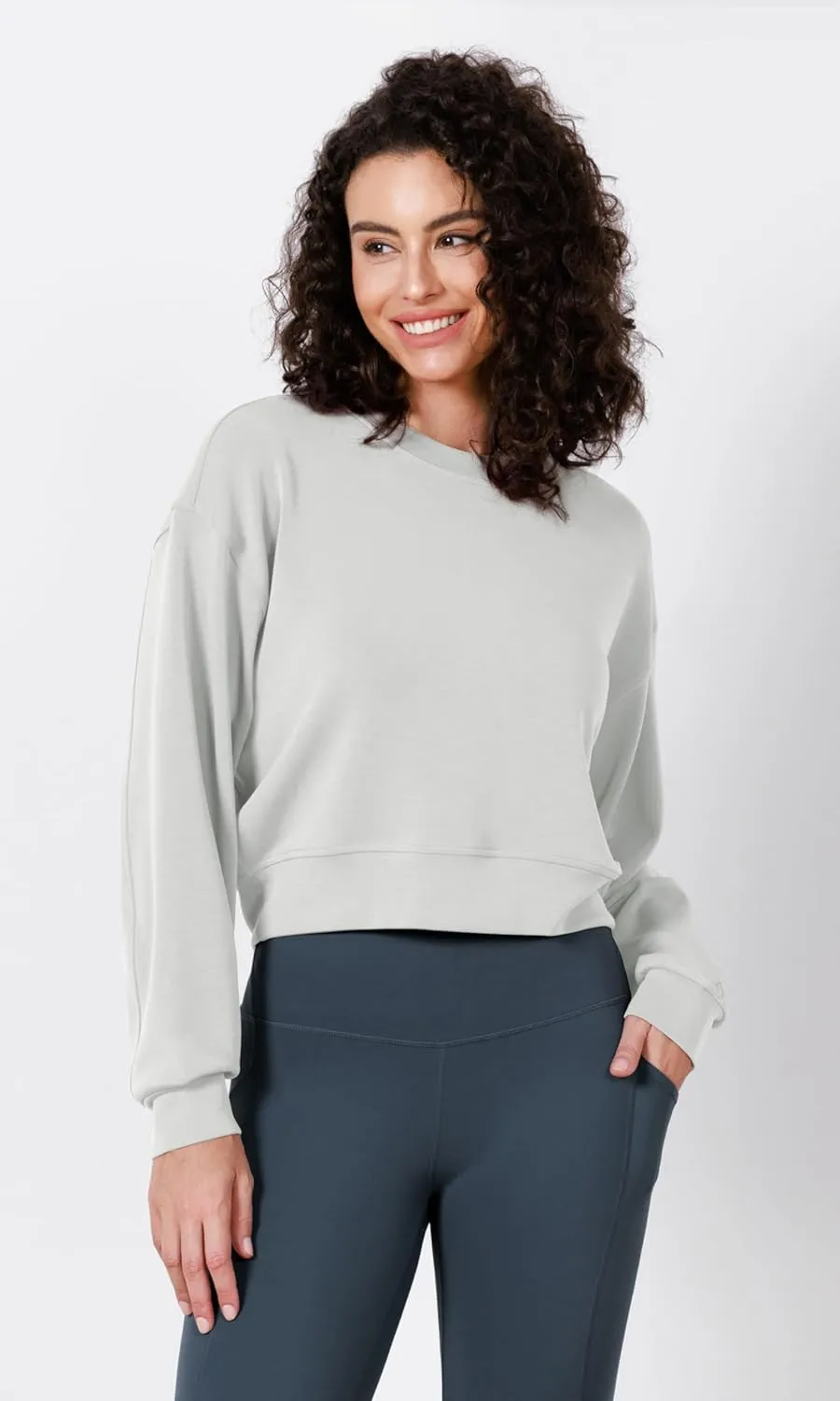 ODODOS Modal Soft Long Sleeve Cropped Sweatshirts for Women Oversized Crew Neck Pullover Crop Top