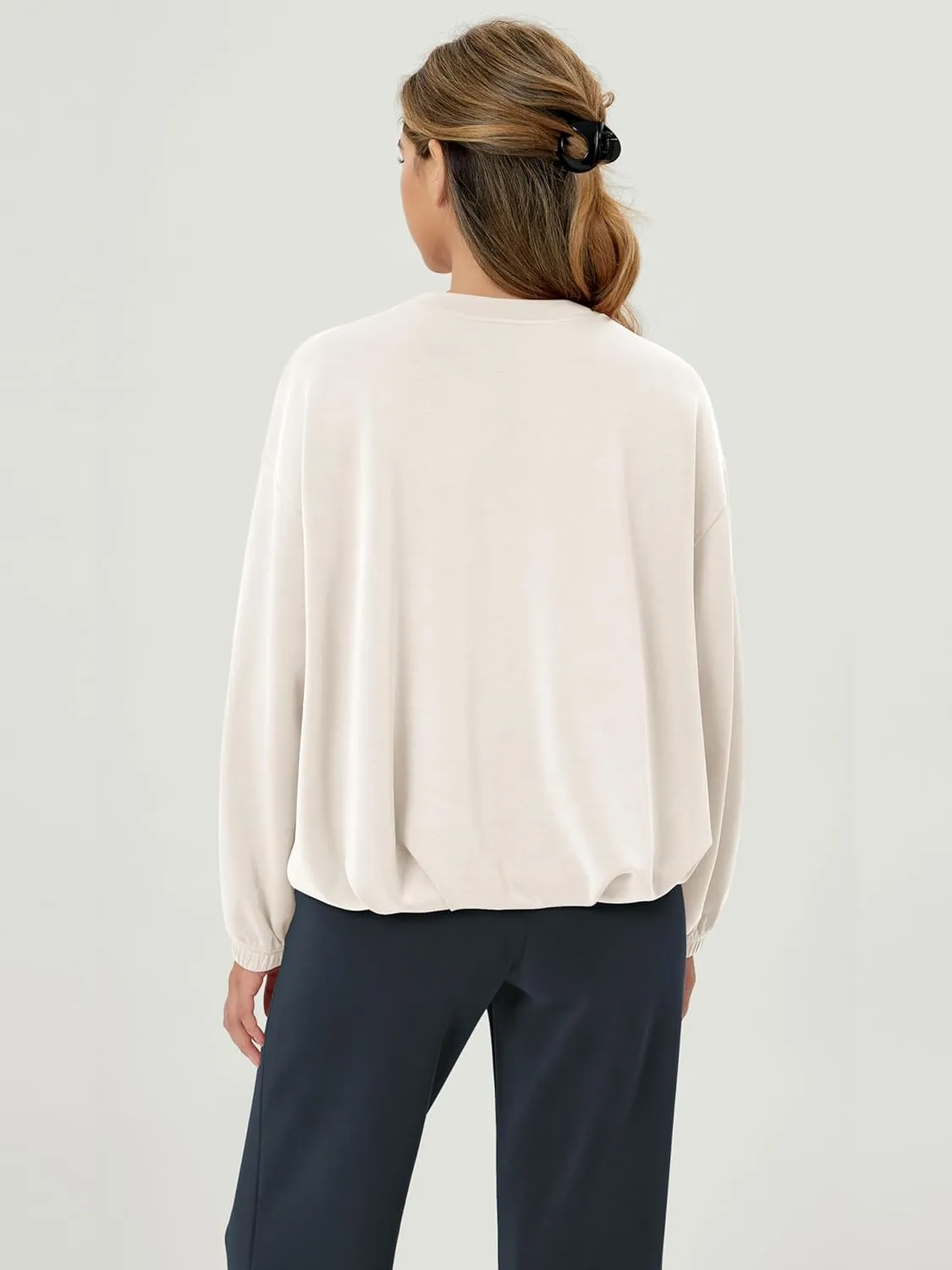 ODODOS Women's Modal Soft Bubble Hem Sweatshirts Long Sleeve Oversized Top Crew Neck Casual Pullover
