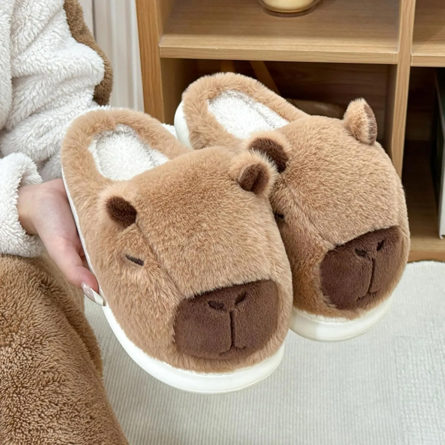Parent-Child Fuzzy Slippers Cute Capybara Shape Soft Cozy Warm Anti-Slip Soles Indoor Fluffy Slippers Gift for Christmas