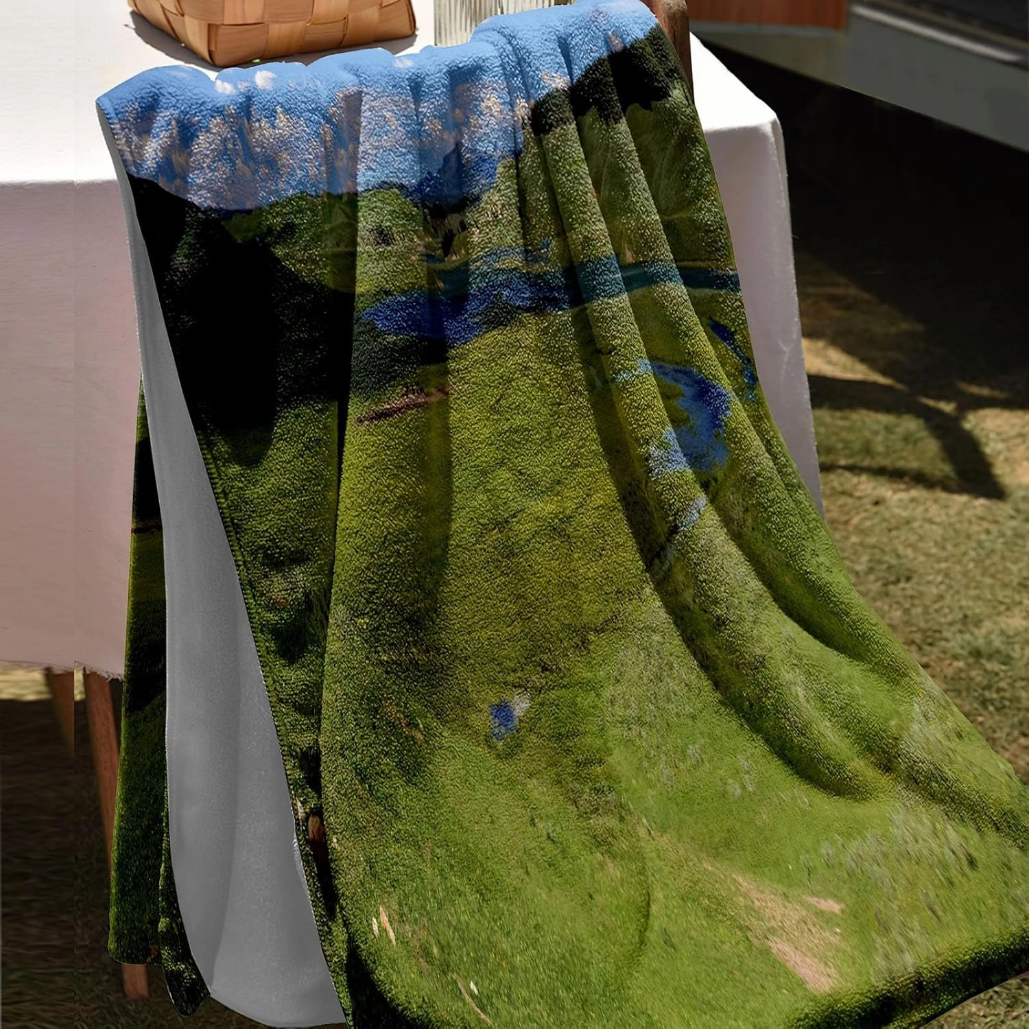Prairie Blanket Gifts for Women Men, Sky 3D Printed Flannel Throw 60"x80", Lightweight Warm Plush Throw Blankets for Suitable for All Seasons