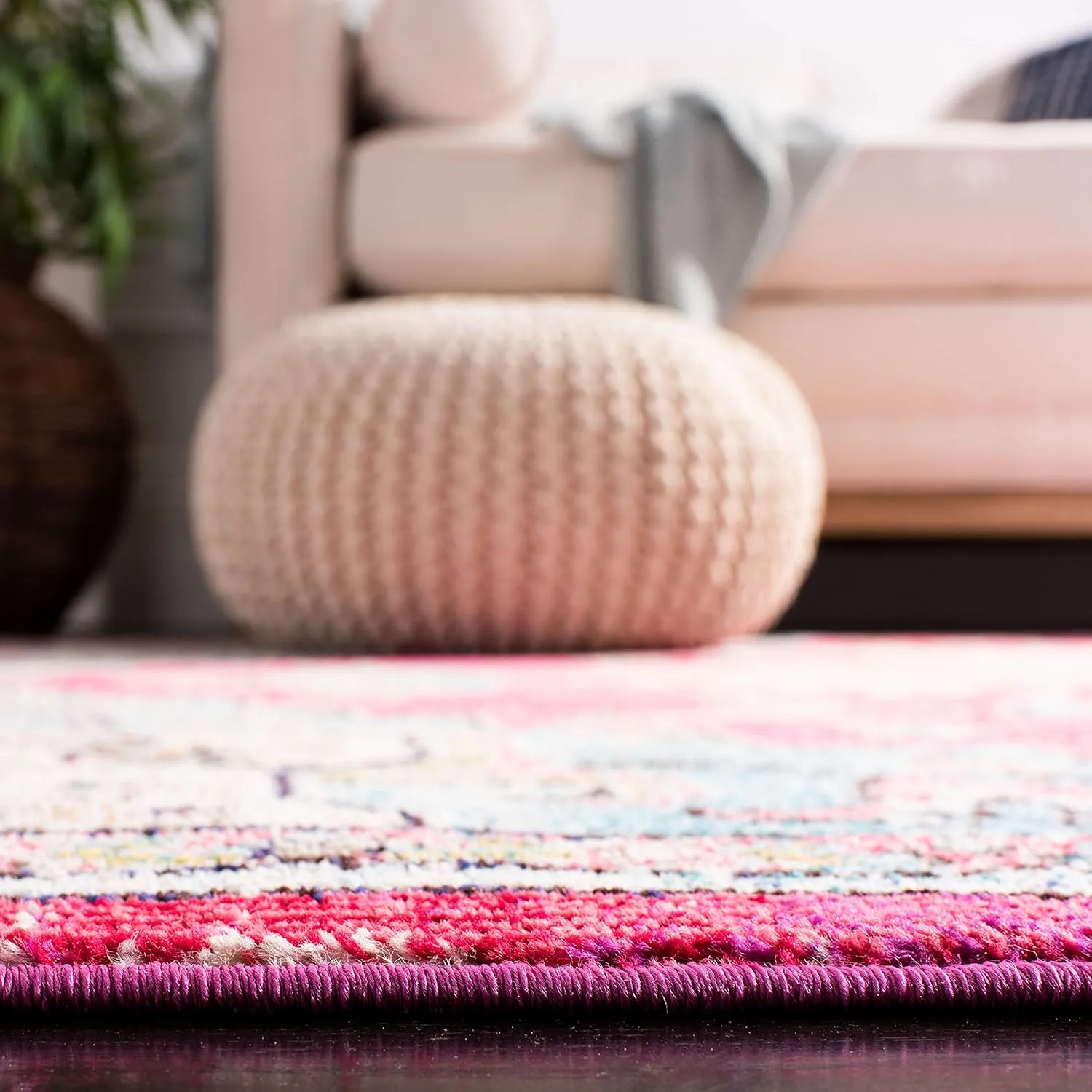 SAFAVIEH Area Rug 8x10 - Madison Collection - Large - Fuchsia & Blue, Boho Chic Medallion Distressed Design, Non-Shedding & Easy Cleaning, Ideal for Living Room, Bedroom, Dining Space (MAD473A)