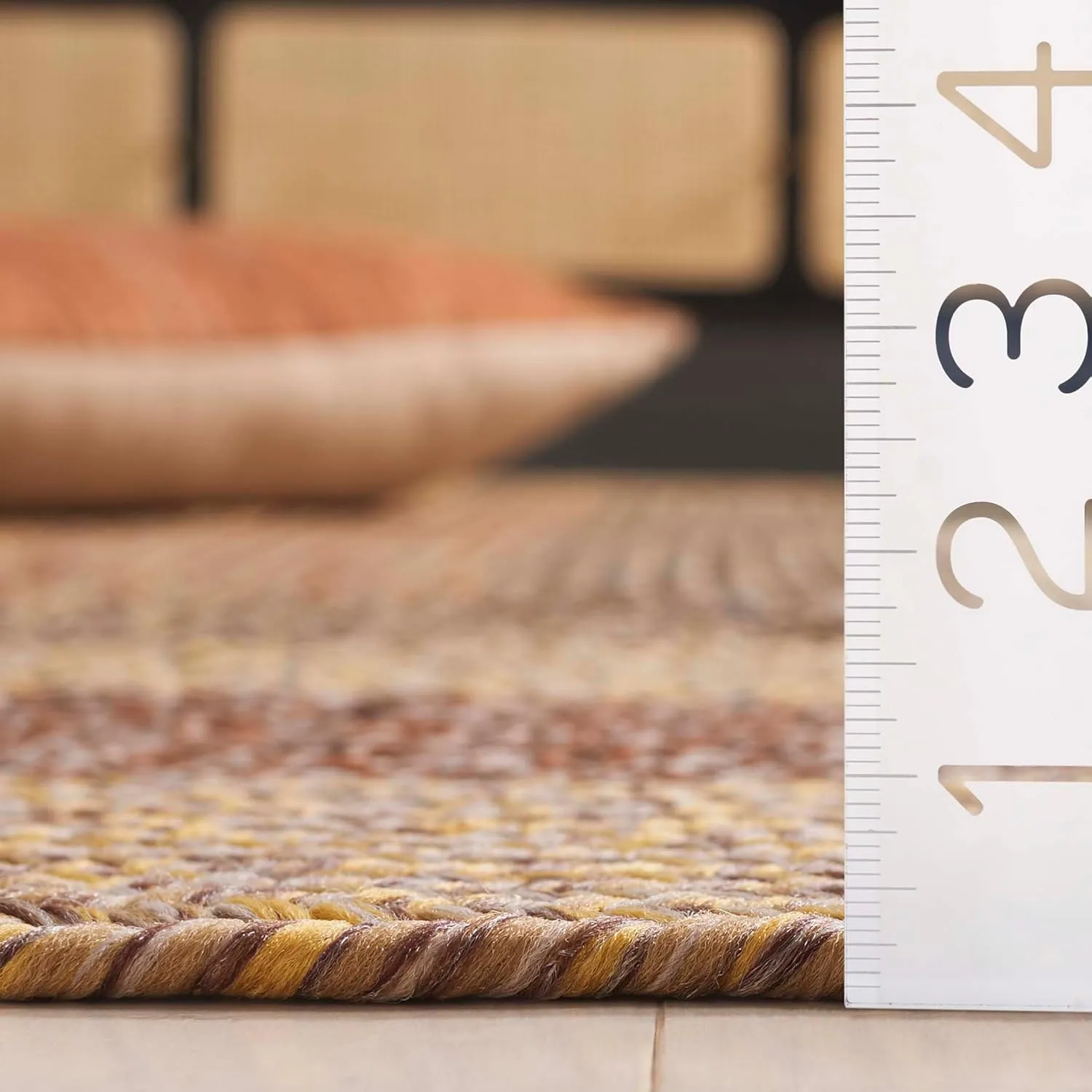 Safavieh Braided Collection Area Rug - 5' x 8', Beige/Brown, Geometric Design, Machine Washable Indoor/Outdoor & Washable-Ideal for Patio, Backyard, Mudroom (BRD318B)