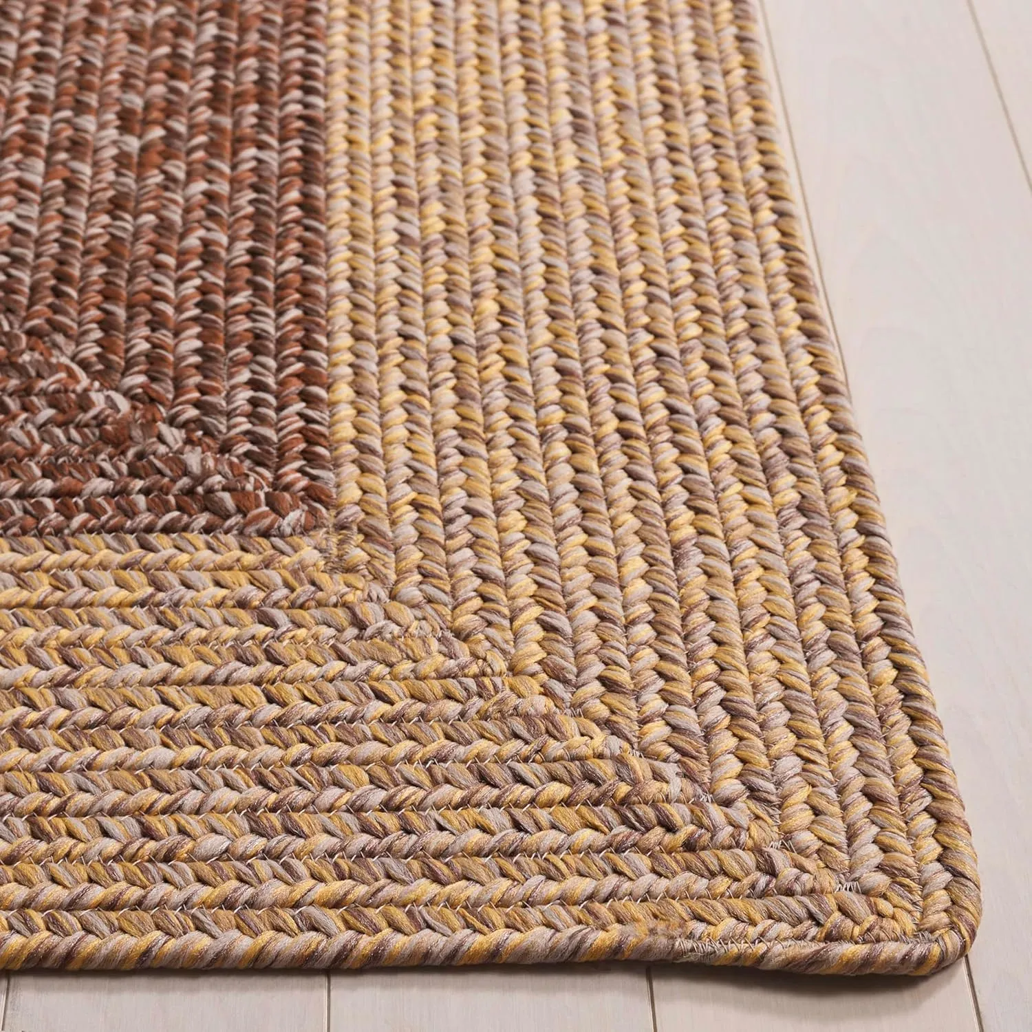 Safavieh Braided Collection Area Rug - 5' x 8', Beige/Brown, Geometric Design, Machine Washable Indoor/Outdoor & Washable-Ideal for Patio, Backyard, Mudroom (BRD318B)