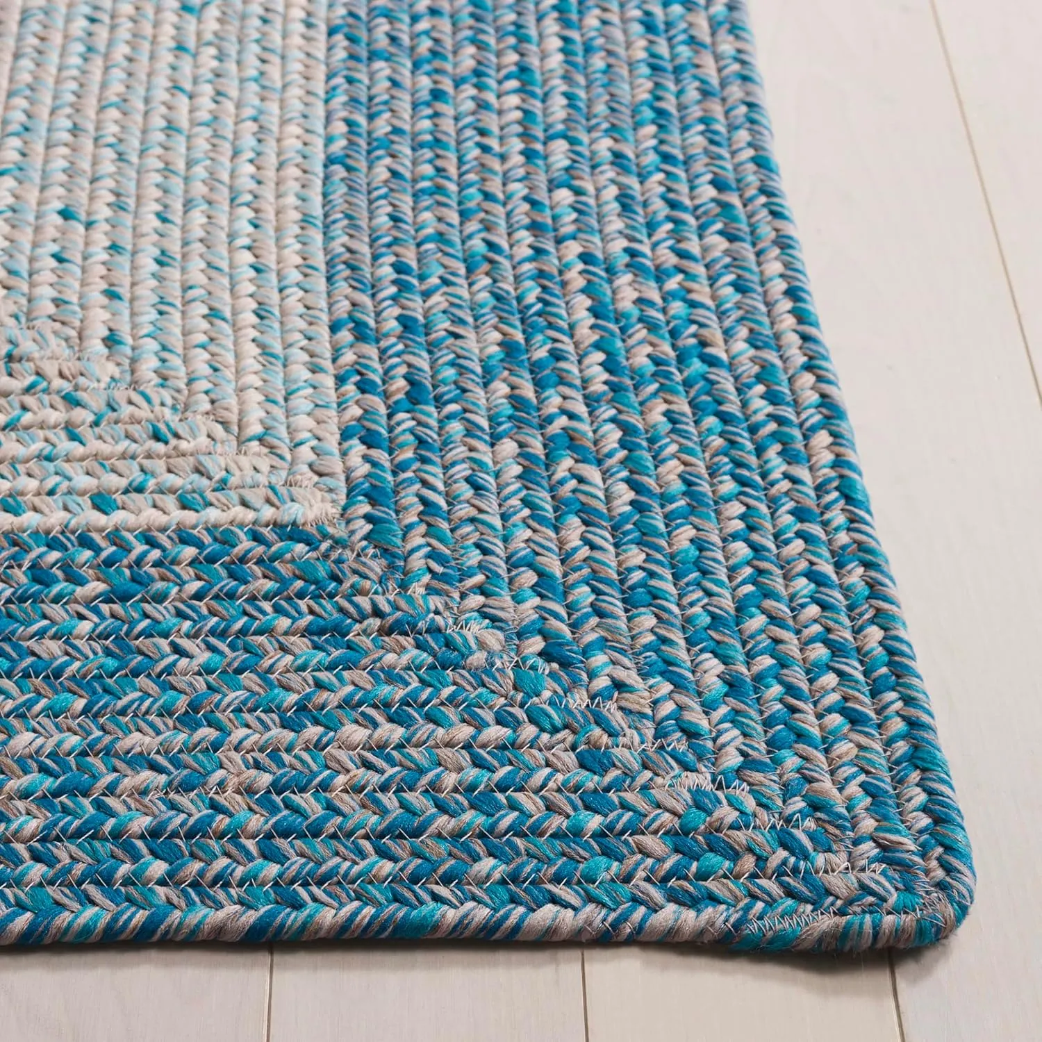 Safavieh Braided Collection Area Rug - 5' x 8', Blue/Aqua, Geometric Design, Machine Washable Indoor/Outdoor & Washable-Ideal for Patio, Backyard, Mudroom (BRD318M)