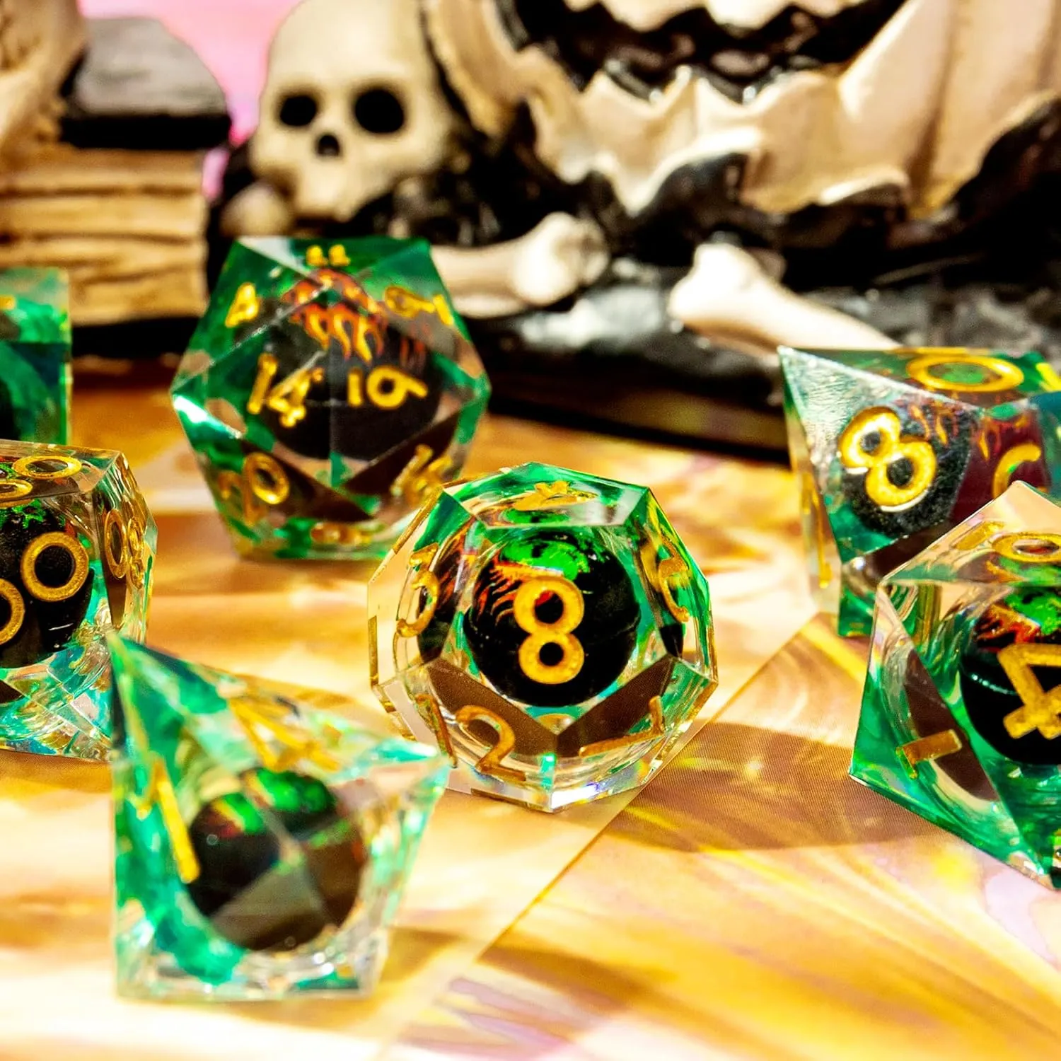 Skull DND Dice Set, Sharp Edged Resin Dice Set for Dungeons and Dragons, 7pcs RPG Polyhedral D&D Dice, MTG Role Playing Dice D20 D12 D10 D8 D6 D4 with Gift Box(Green Gold)