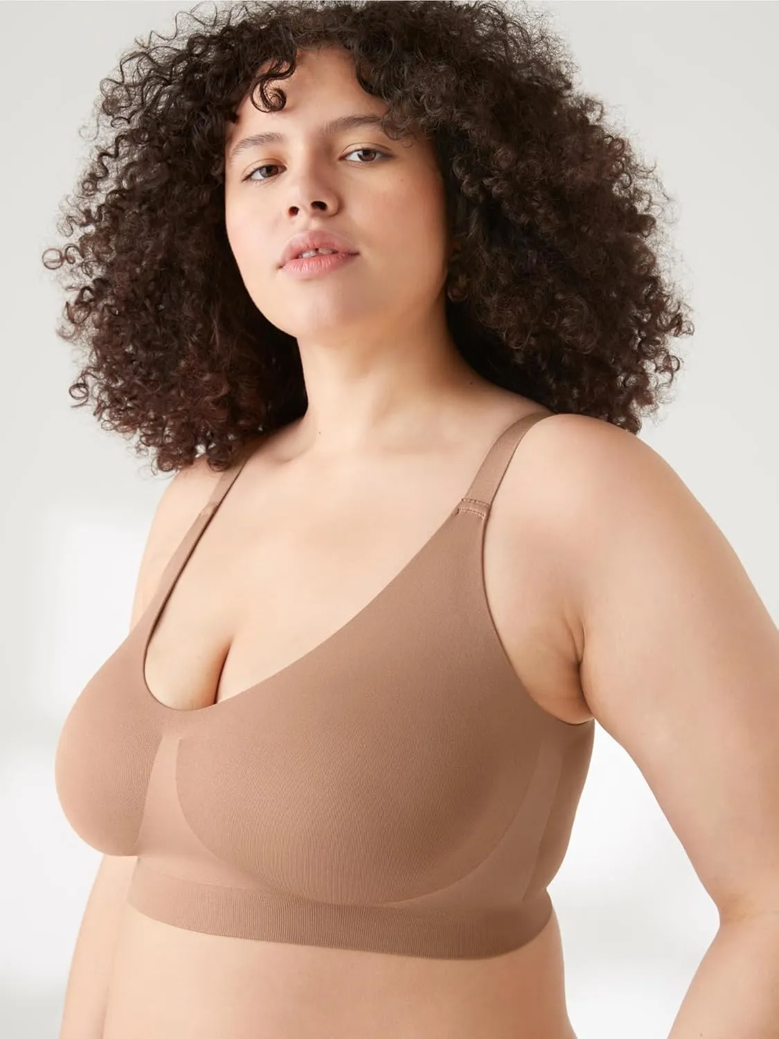 True & Co Women's Soft Form V Neck Adjustable Strap Bra